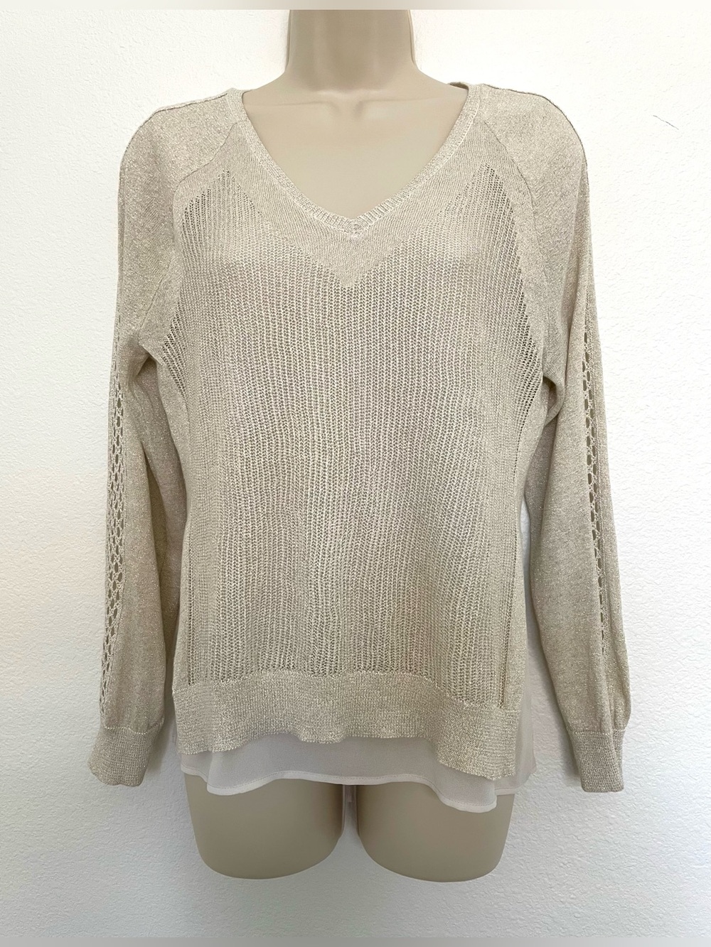 Lucky Brand Cream V-Neck Lightweight Gold Shimmer Layered Knit Sweater Sz S